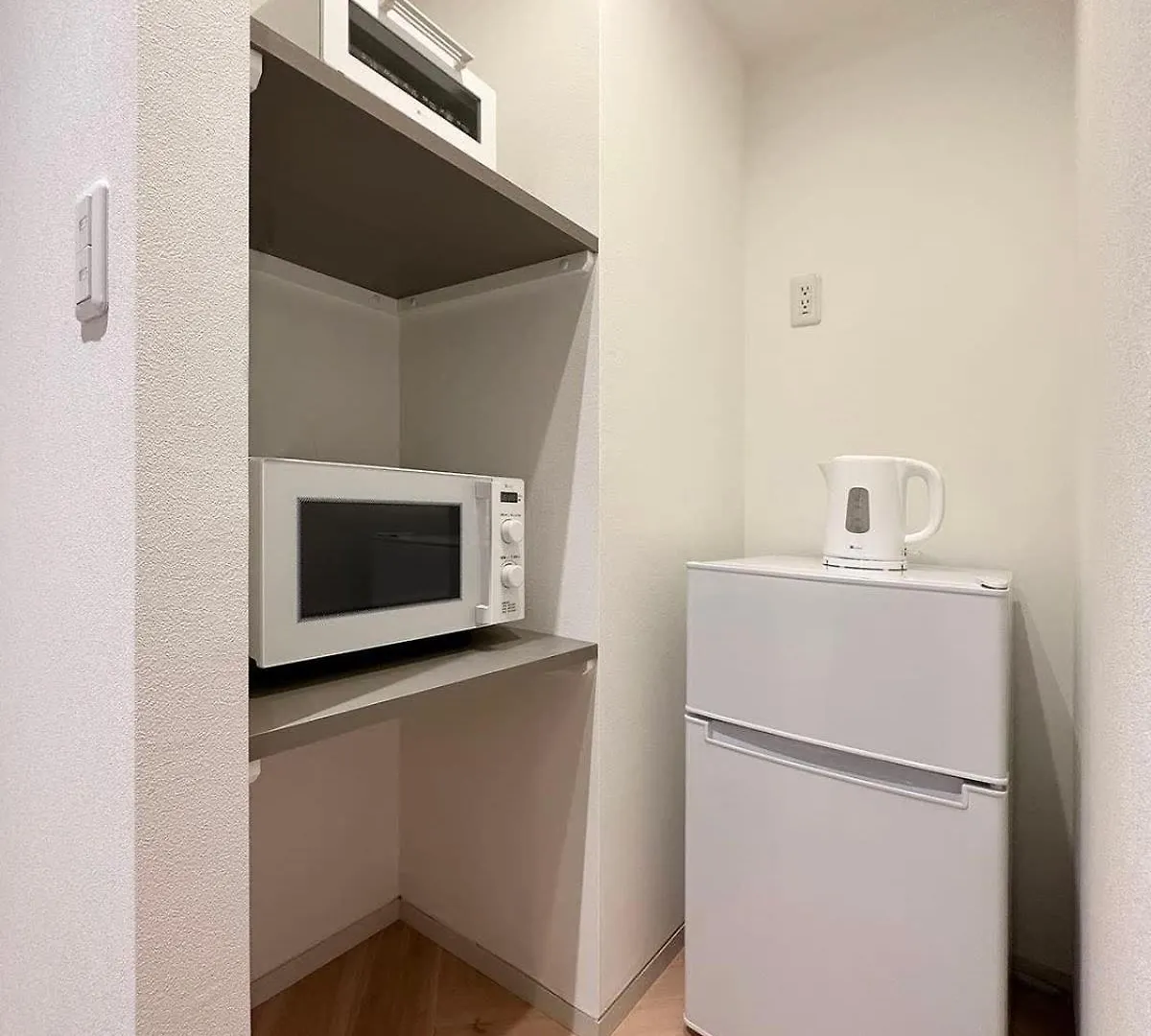 Bhotel Rijodori - Cozy Studio In City Center, Breakfast Included Hiroshima